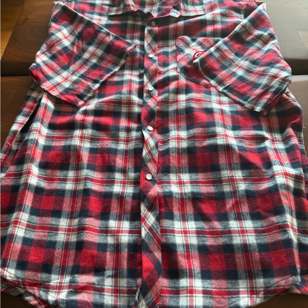 Squat Wolf Gym Red and Black Plaid Flannel Casual Button Down Shirt Size Large